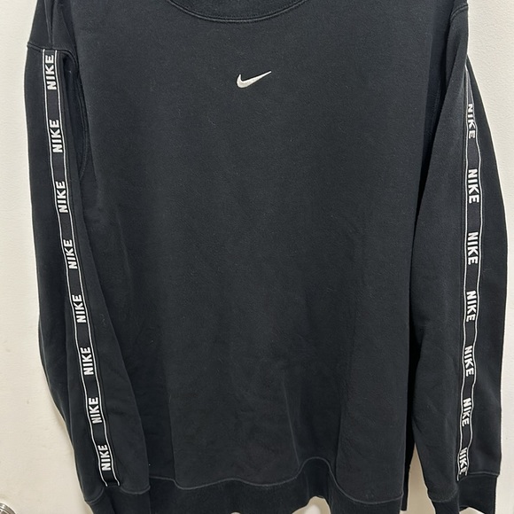 Nike Center Swoosh Woman’s Crew Neck size XL - Picture 3 of 4